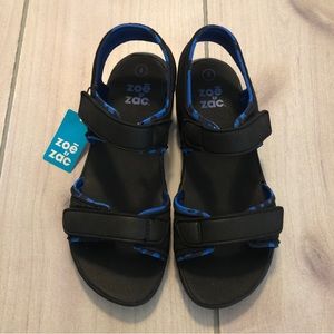 NWT, Sandals